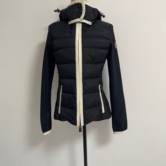 Hooded paneled twill and quilted stretch-shell down jacket - Picture 6 of 15